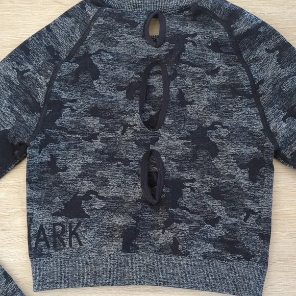 Gymshark work out top - Picture 4 of 4